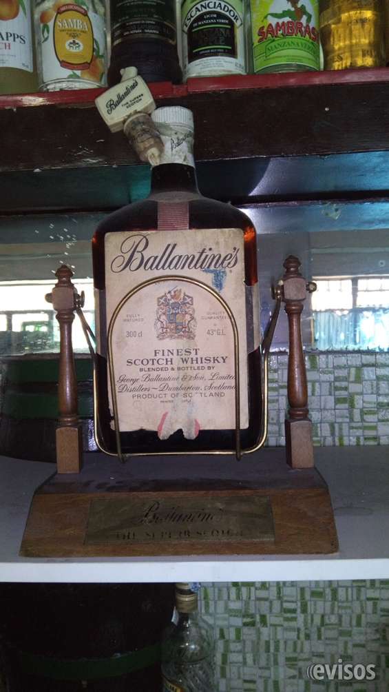 Se vende peana ballantines 86 años antiguedad